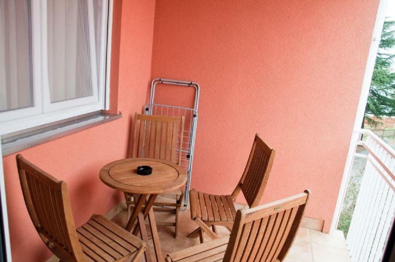 Roza Apartment Novigrad Istria エクステリア 写真